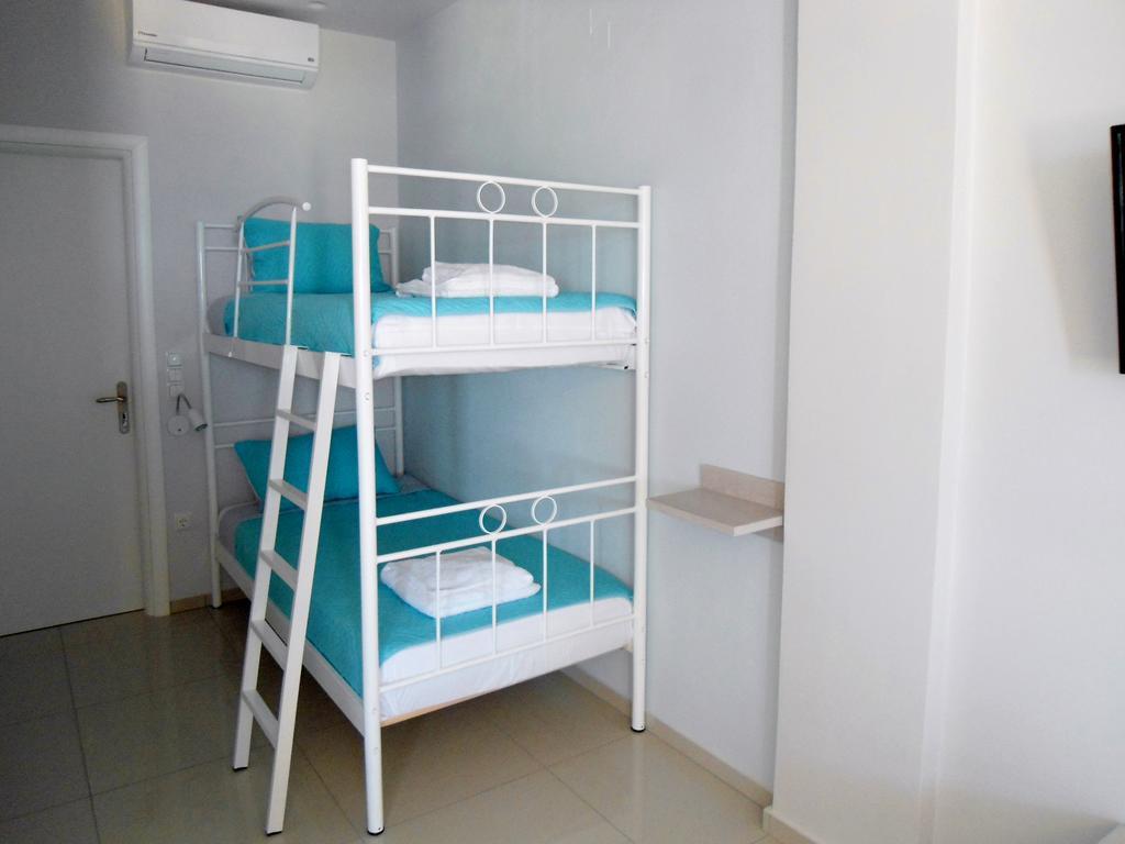 Petrakis sunset Apartment Palaiochora Bagian luar foto