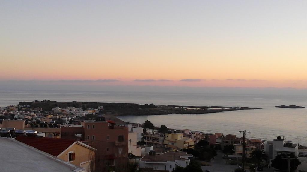 Petrakis sunset Apartment Palaiochora Bagian luar foto